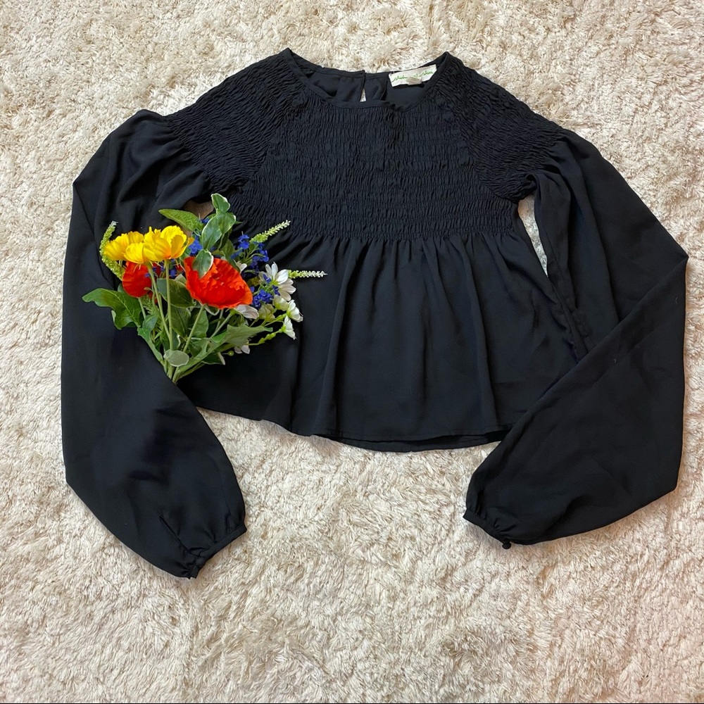 LAST CHANCE **BOGO Free** Seeing Stars Long sleeve crop top